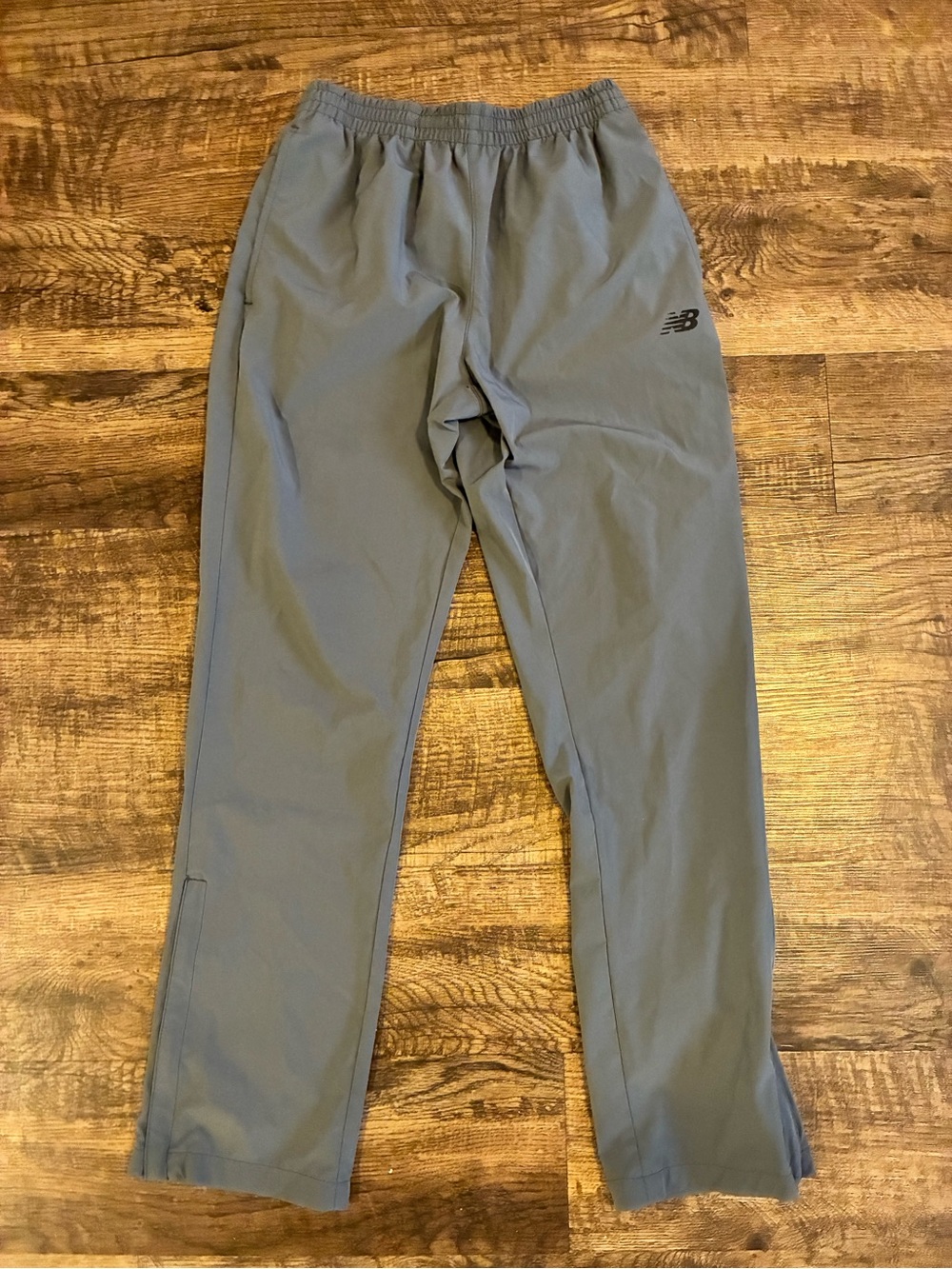 New Balance Men's Light Gray Athletic Joggers